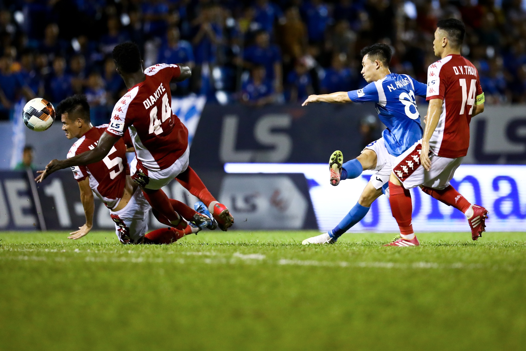 Cong Phuong Hai Long anh 2