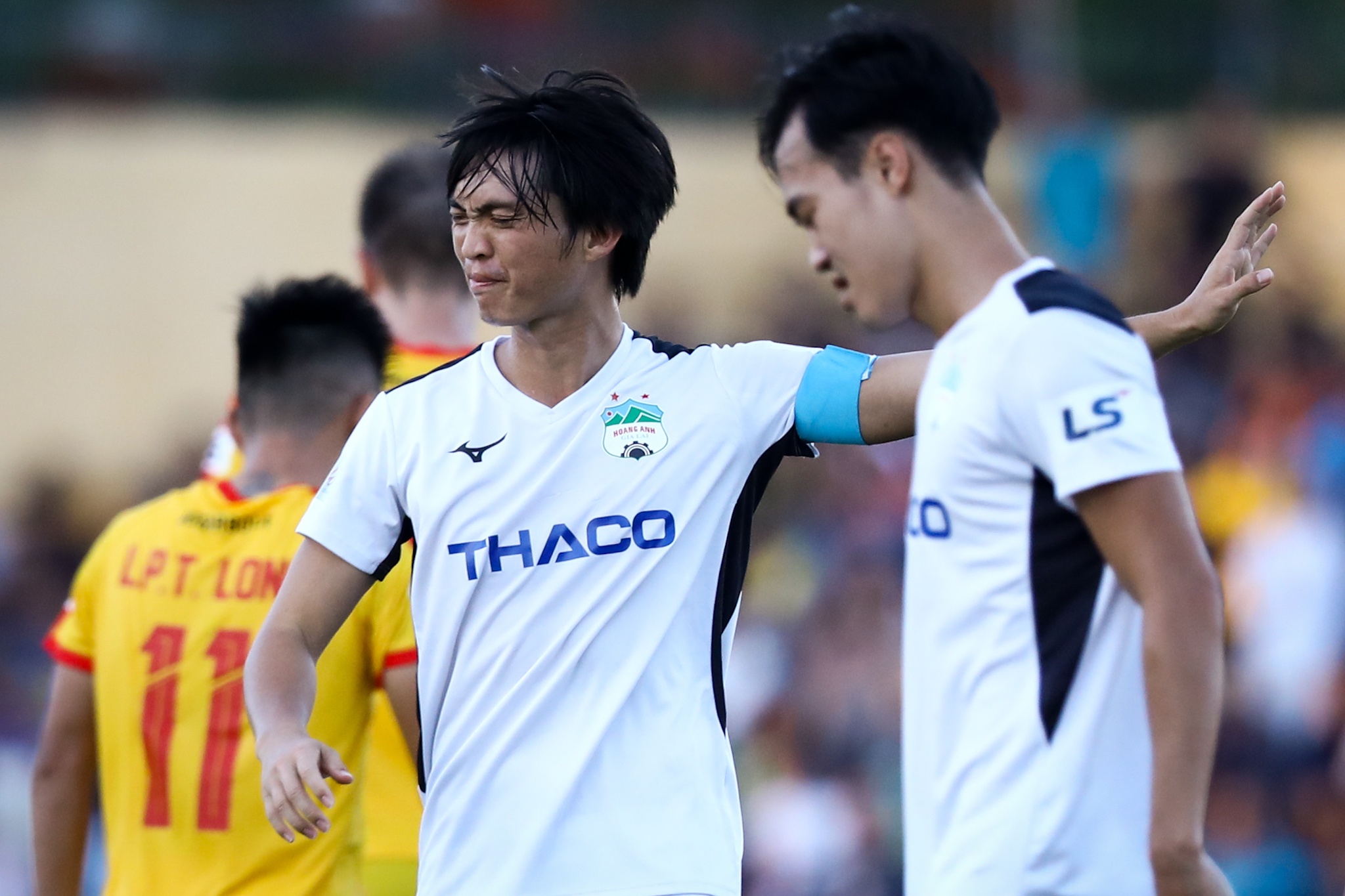 Tuan Anh xin loi sau khi bo lo co hoi pha luoi CLB Thanh Hoa hinh anh