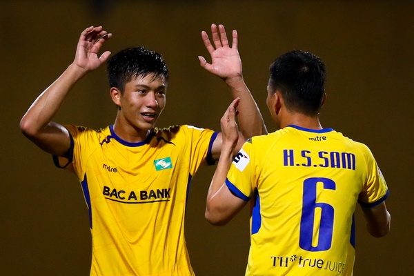 V.League chi dung trong tinh huong bat kha khang hinh anh