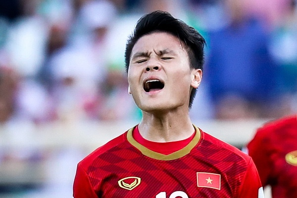 CLB Ha Noi khieu nai don vi dung hinh anh Quang Hai trai phep hinh anh