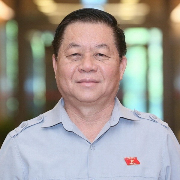 Tieu su Nguyen Trong Nghia anh 1