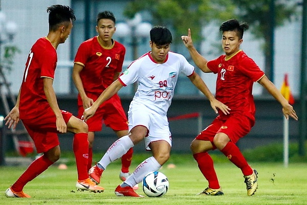 U22 Viet Nam da giao huu voi CLB Viettel hinh anh