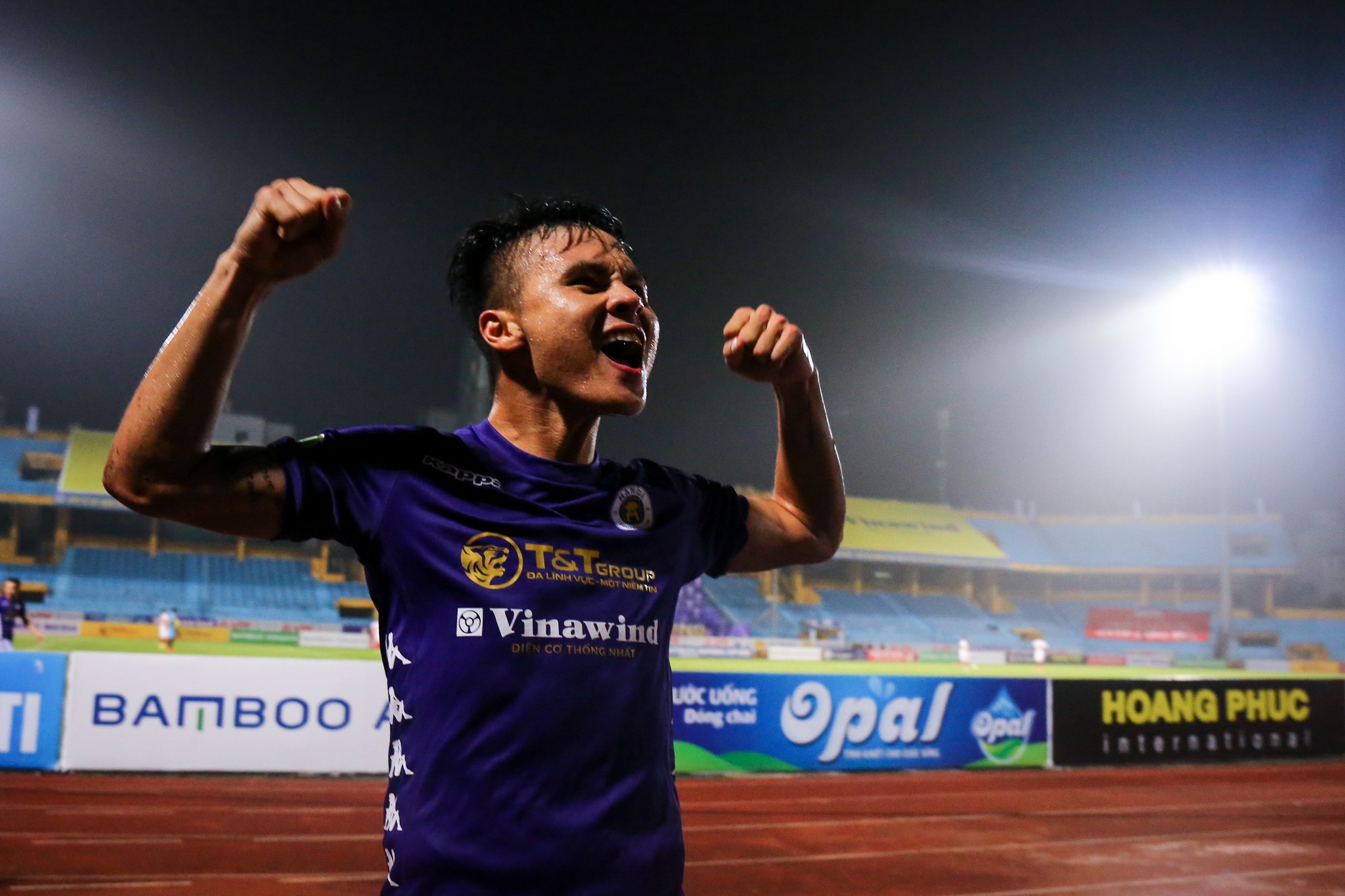 Que Ngoc Hai Quang Hai anh 7