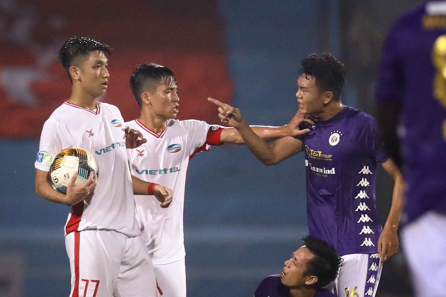 Trong Dai vs Thanh Chung anh 2