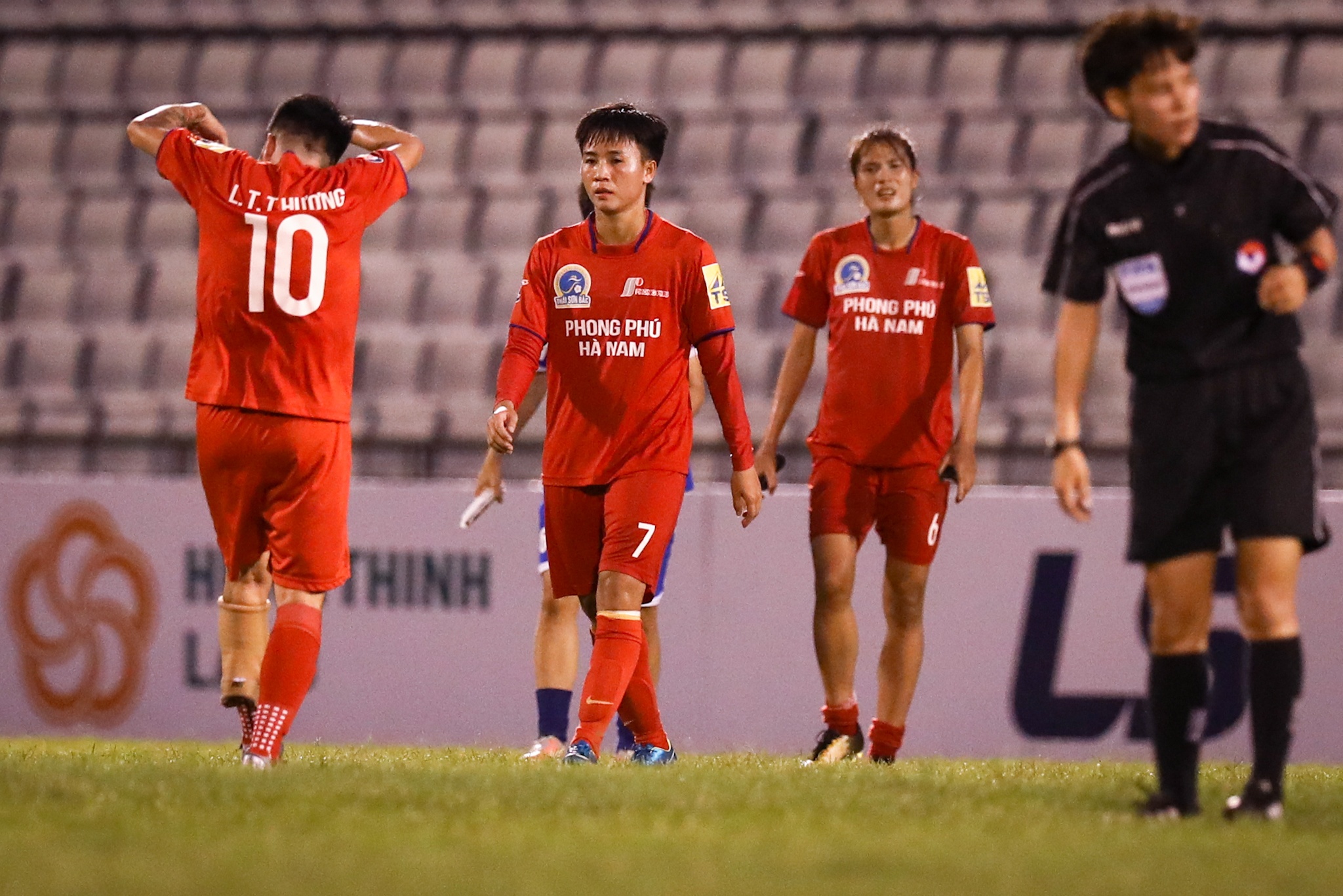 Tuyet Dung Bo Dao Nha anh 10