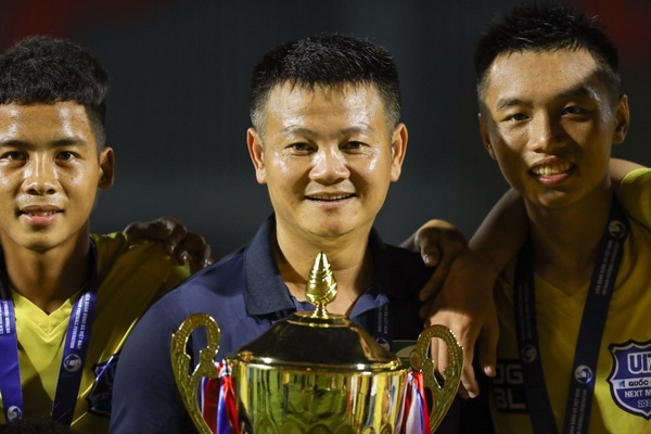 Quoc Vuong: ‘Toi va Van Quyen con phai hoc hoi rat nhieu’ hinh anh