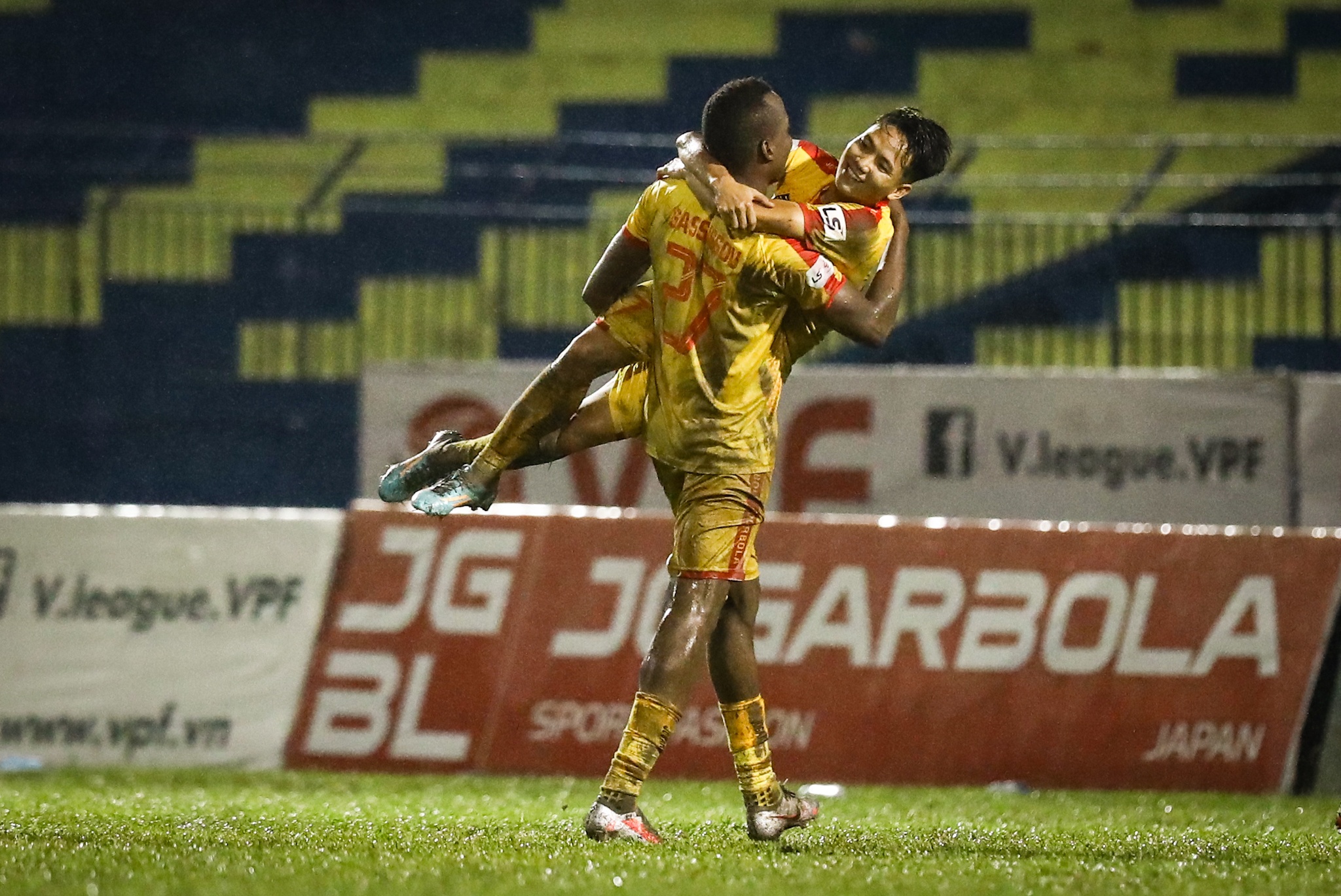 Thanh Hoa tru hang anh 10