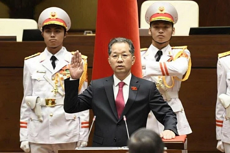 Tieu su ong Nguyen Van Quang, tan Chanh an Toa an nhan dan toi cao hinh anh