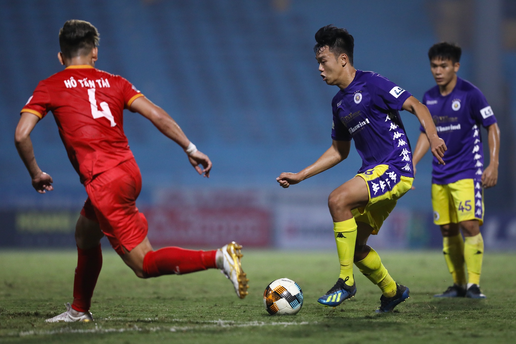 Quang Hai CLB Ha Noi anh 7