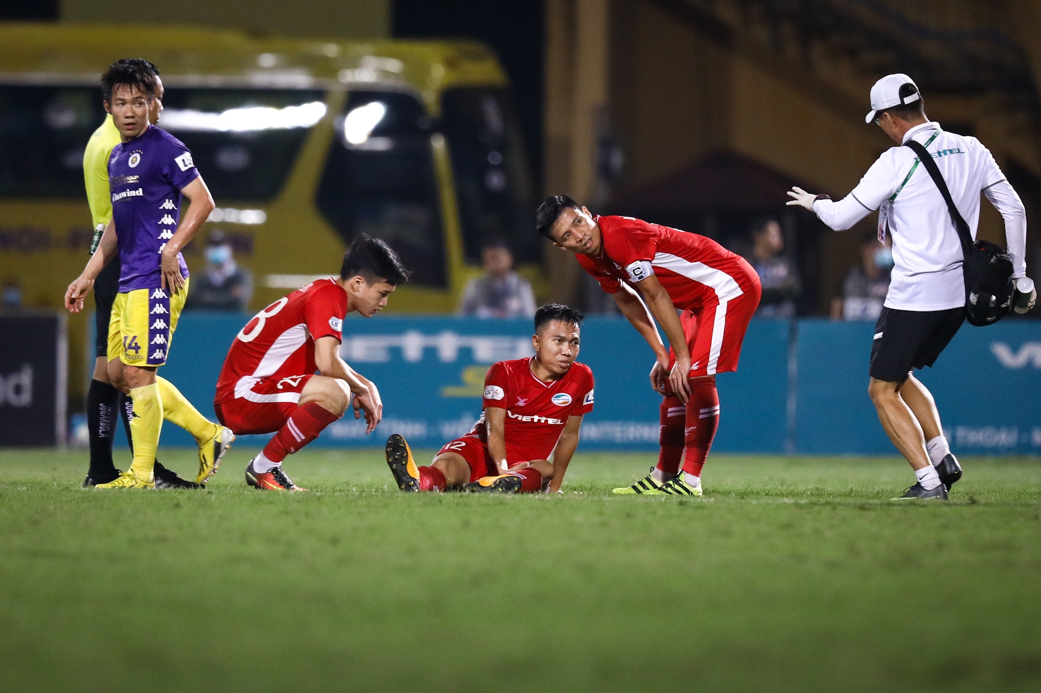 Quang Hai Bui Tien Dung anh 10