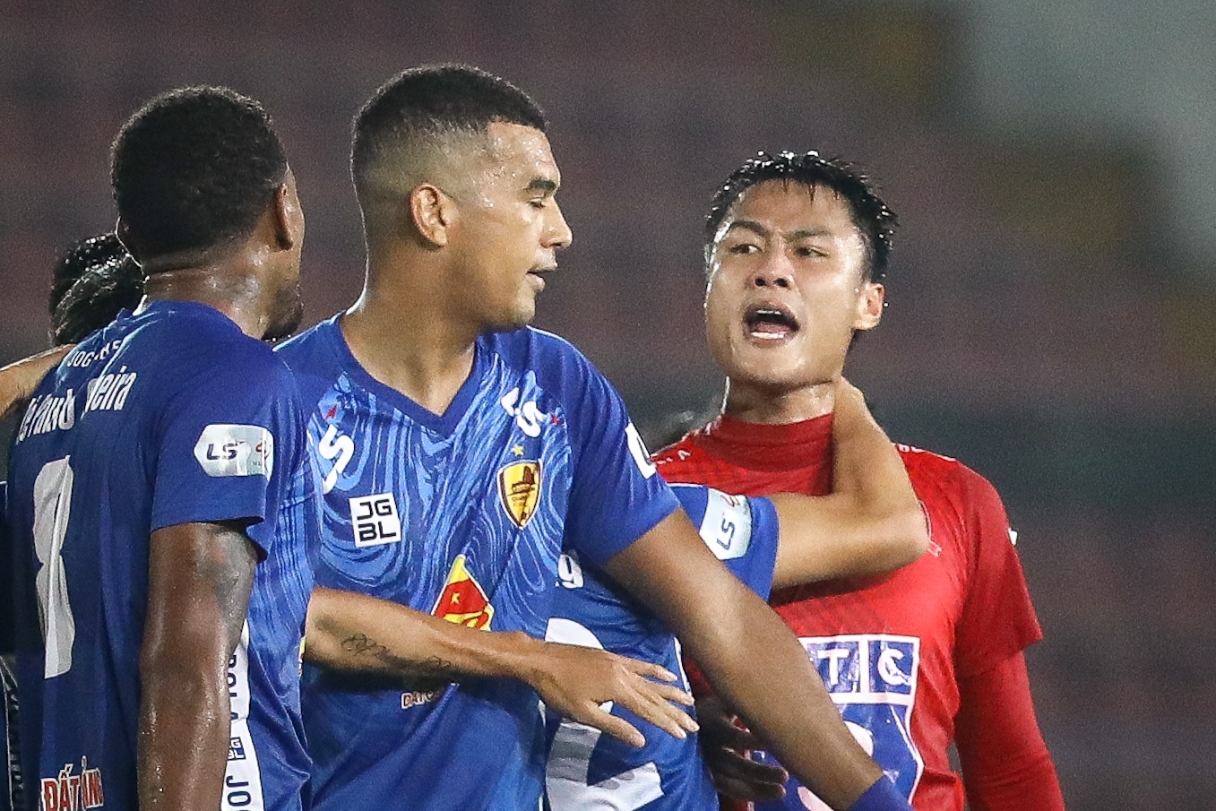 Mac Hong Quan Hai Phong anh 9