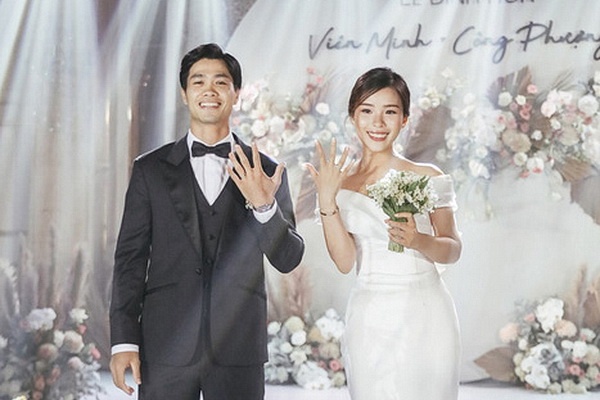 Vo chong Cong Phuong duoc khen ‘sinh ra de danh cho nhau’ hinh anh