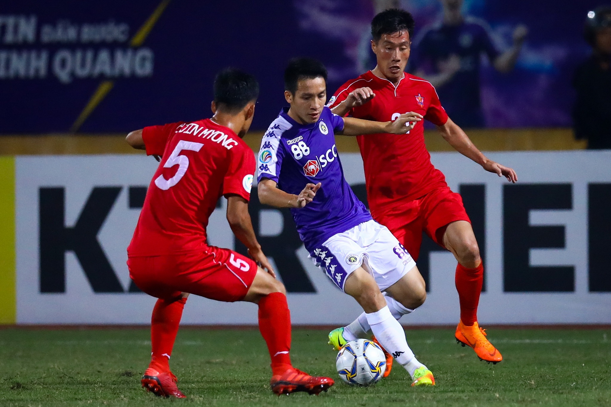 CLB Ha Noi Quang Hai Van Hau anh 3