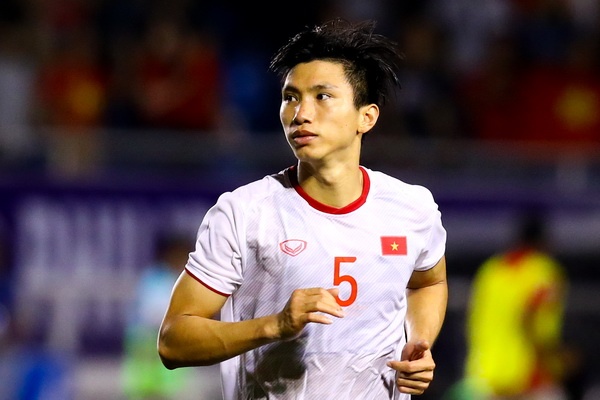 Bao Thai: 'Viec nghi thi dau qua lau se anh huong den Van Hau' hinh anh