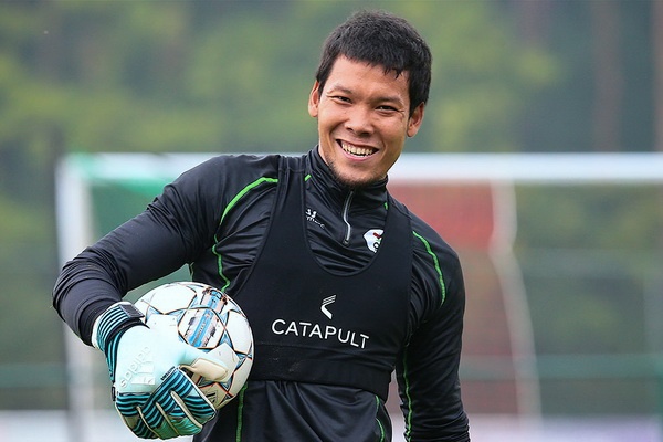 Bao Thai: 'HAGL theo duoi thu mon tuyen Thai Lan' hinh anh