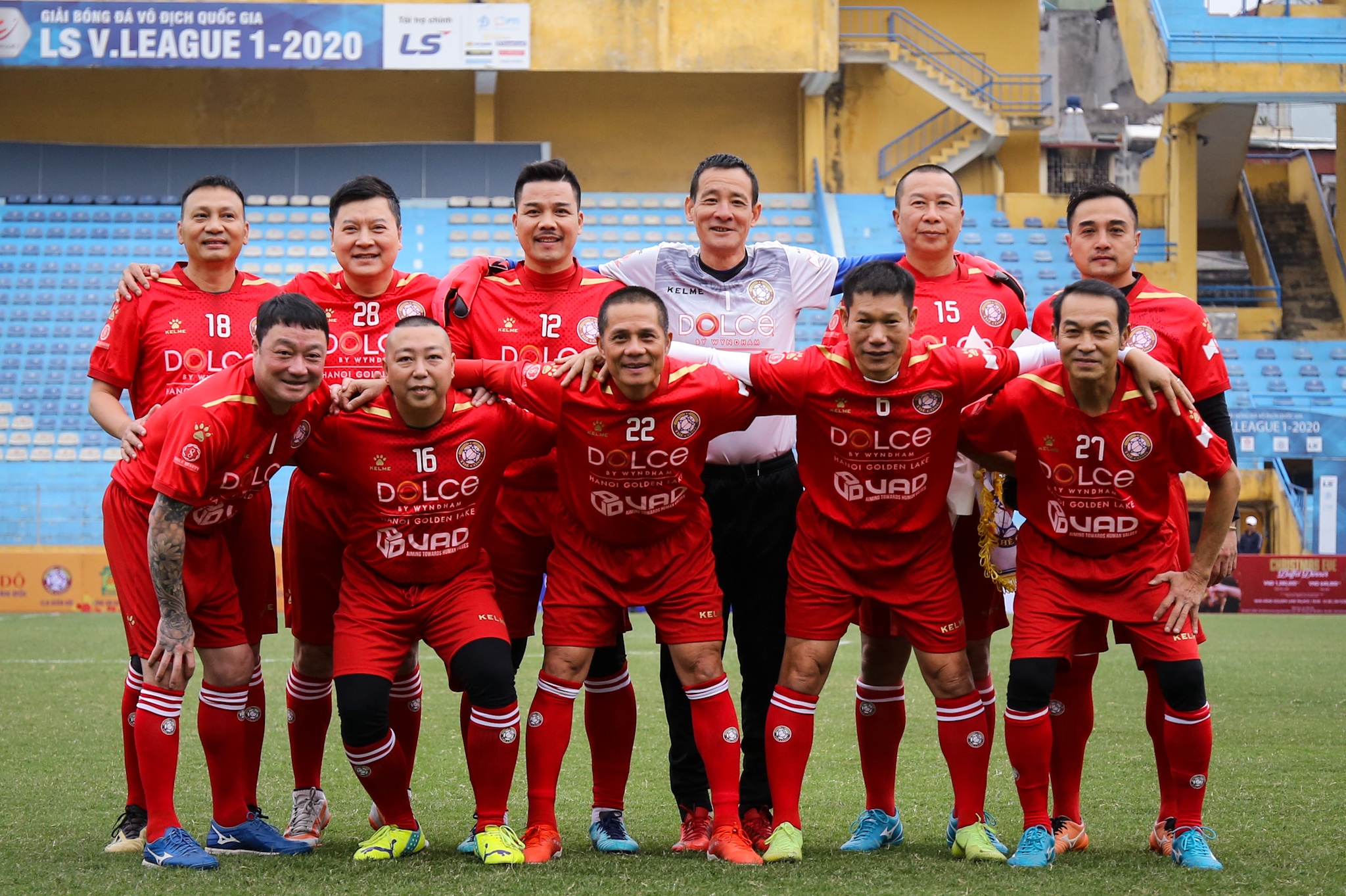 Hong Son The Cong anh 1