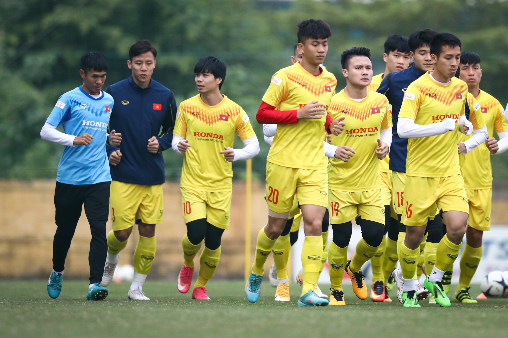 Cong Phuong Que Ngoc Hai anh 2