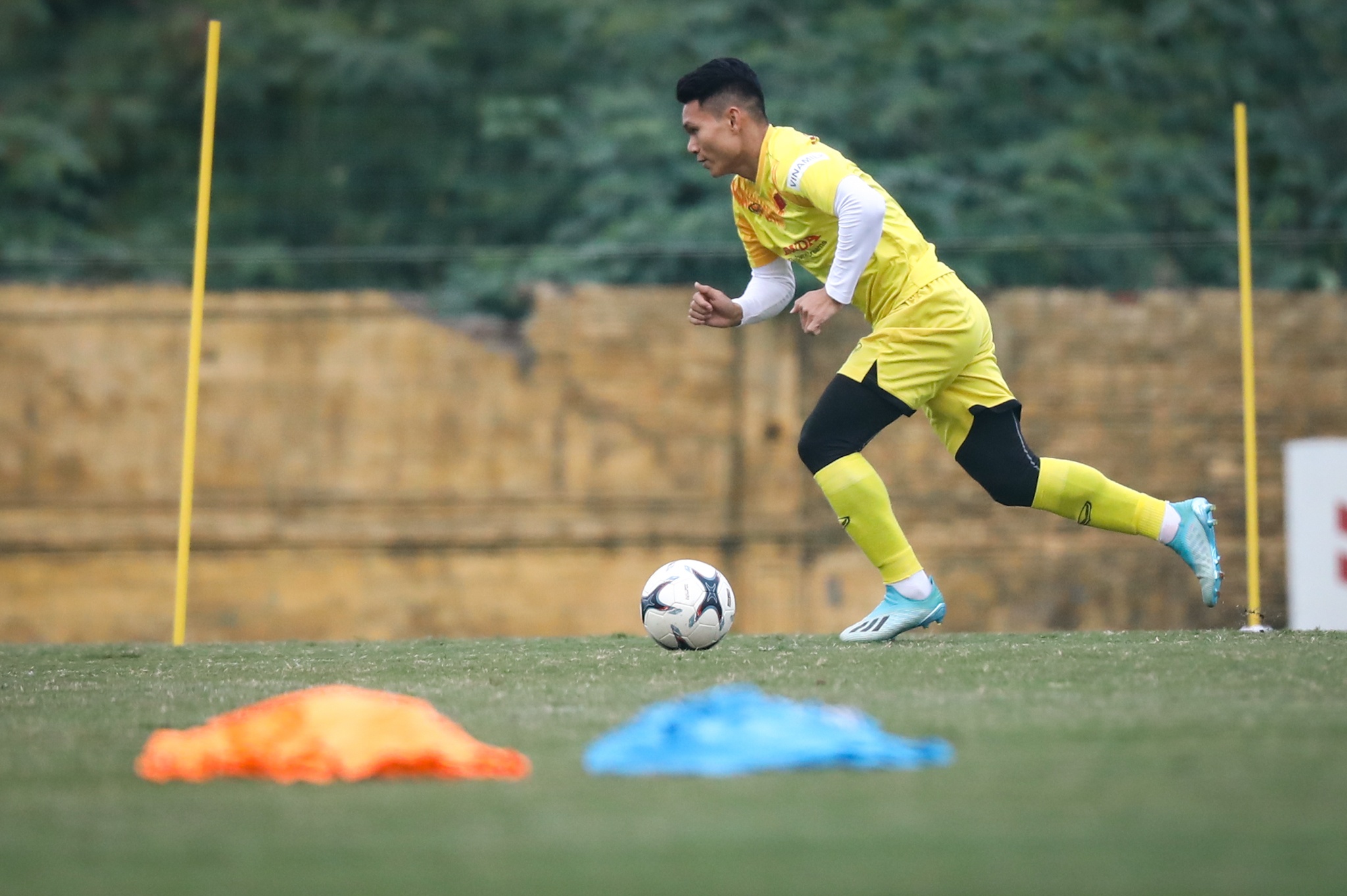 Cong Phuong Que Ngoc Hai anh 6