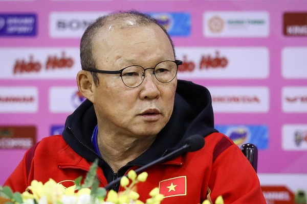 HLV Park: 'Toi hoi Van Quyet muon da vi tri nao' hinh anh