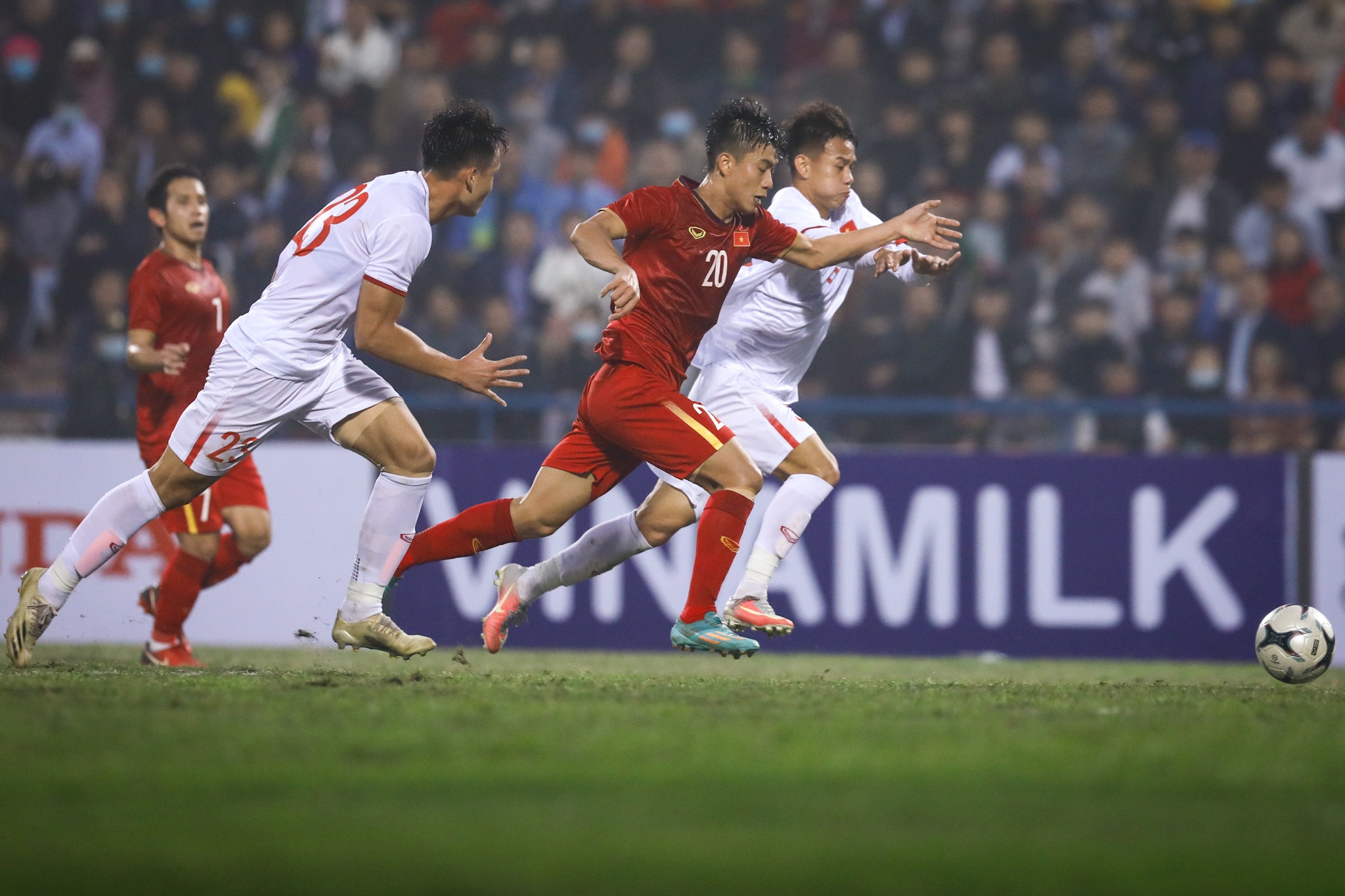 Cong Phuong Quang Hai anh 4