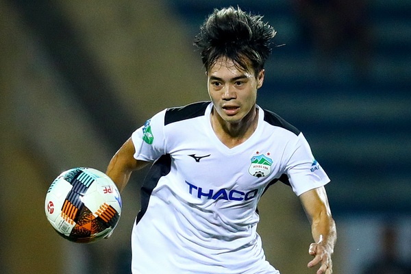 Van Toan - mui tien phong cua Kiatisak o HAGL hinh anh