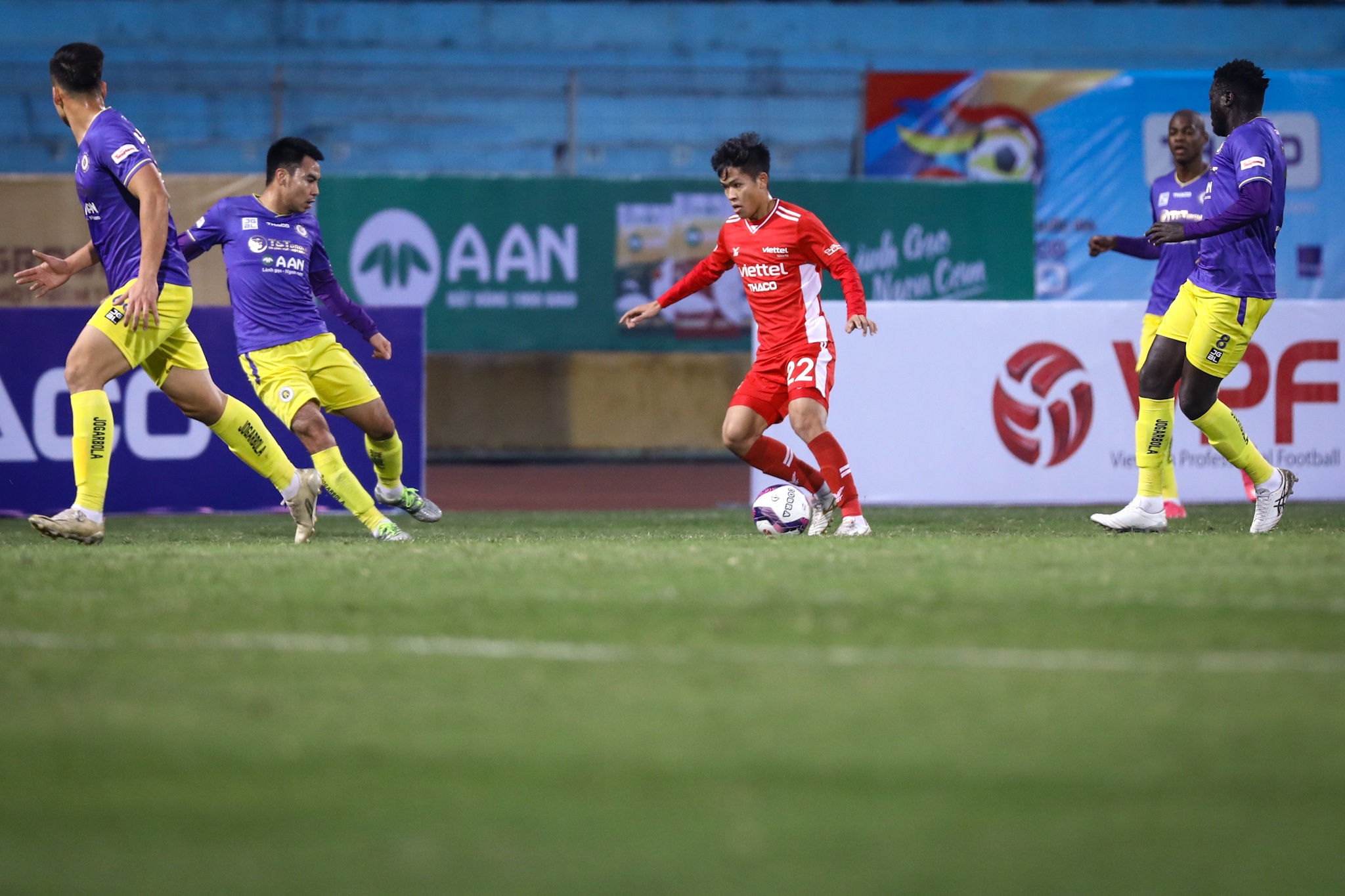 Huu Thang U22 Viet Nam anh 2