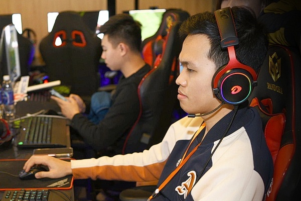 Chim Se Di Nang de bep ShenLong de vao chung ket 3 noi dung hinh anh