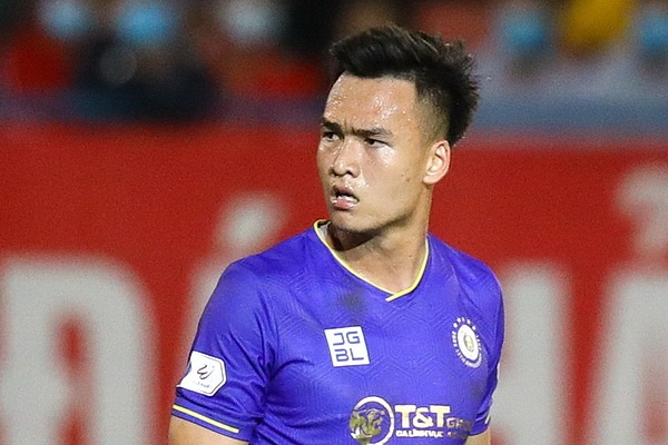 Trung ve tuyen Viet Nam choi vat va truoc su chung kien cua HLV Park hinh anh