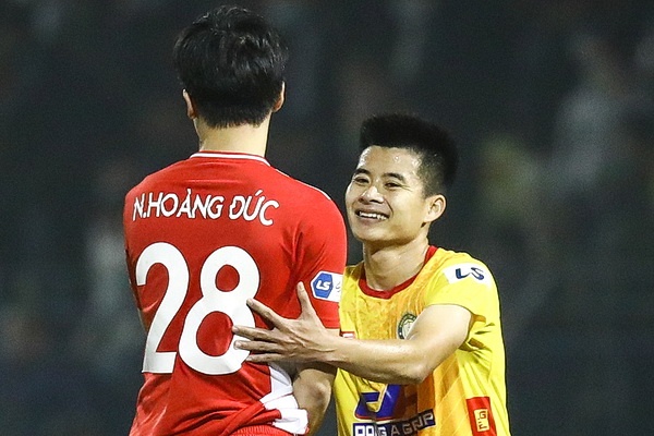 CLB Thanh Hoa se tra luong cau thu theo tuan hinh anh