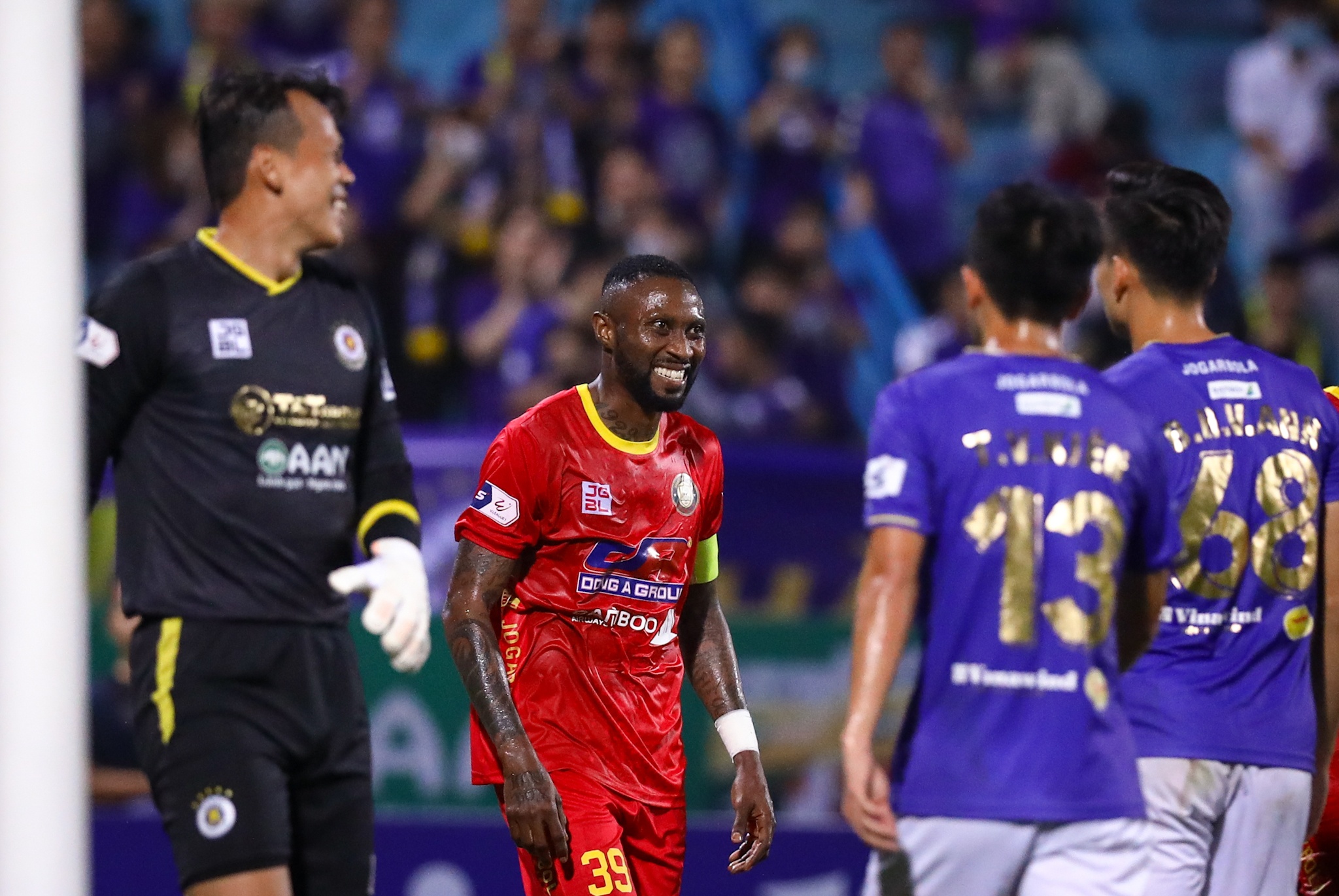 Hoang Vu Samson bau Hien anh 1