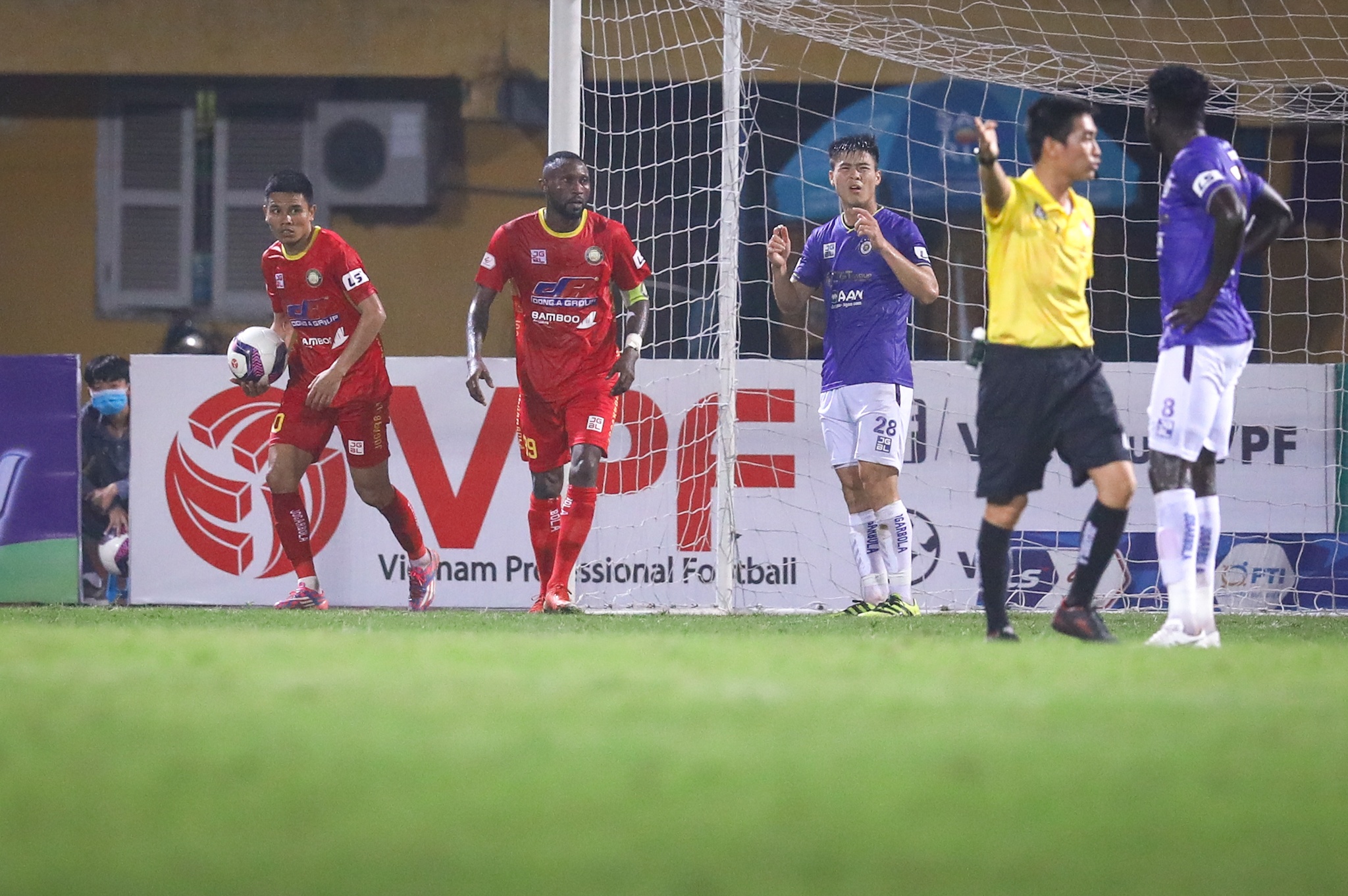 Hoang Vu Samson bau Hien anh 8