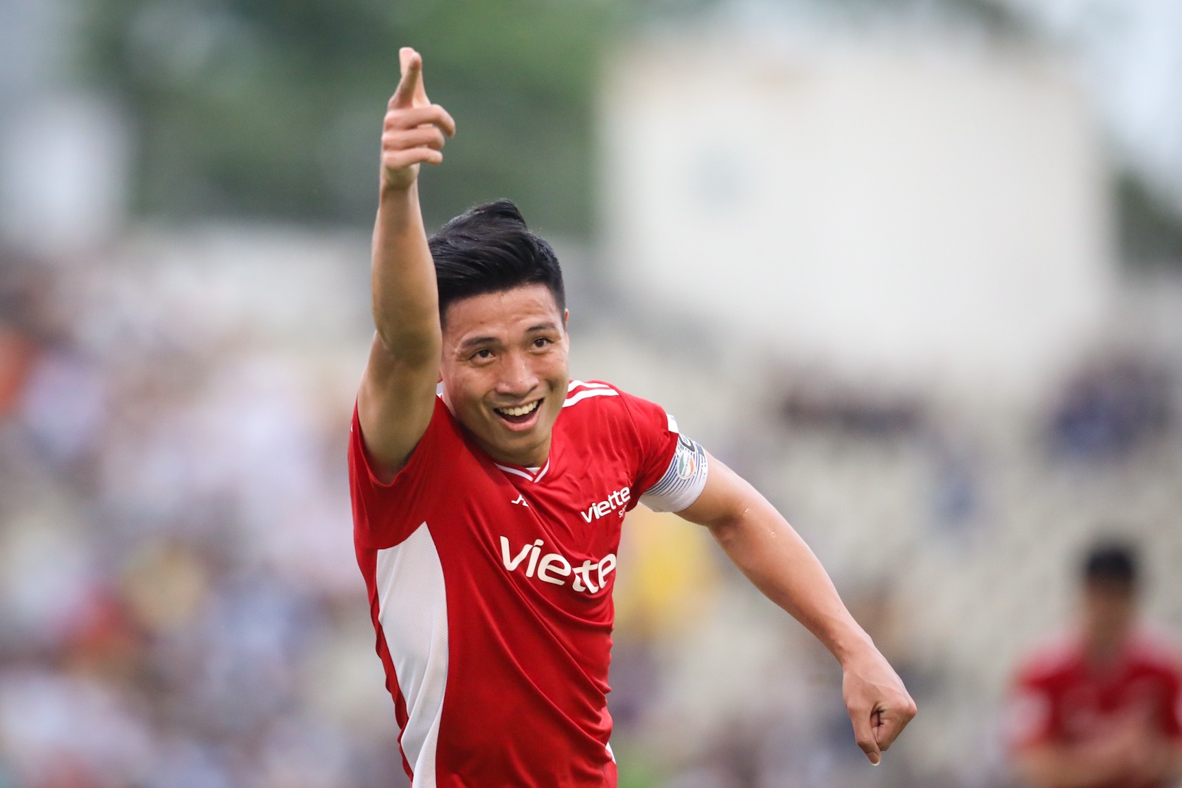 Phan Van Duc Bui Tien Dung anh 4