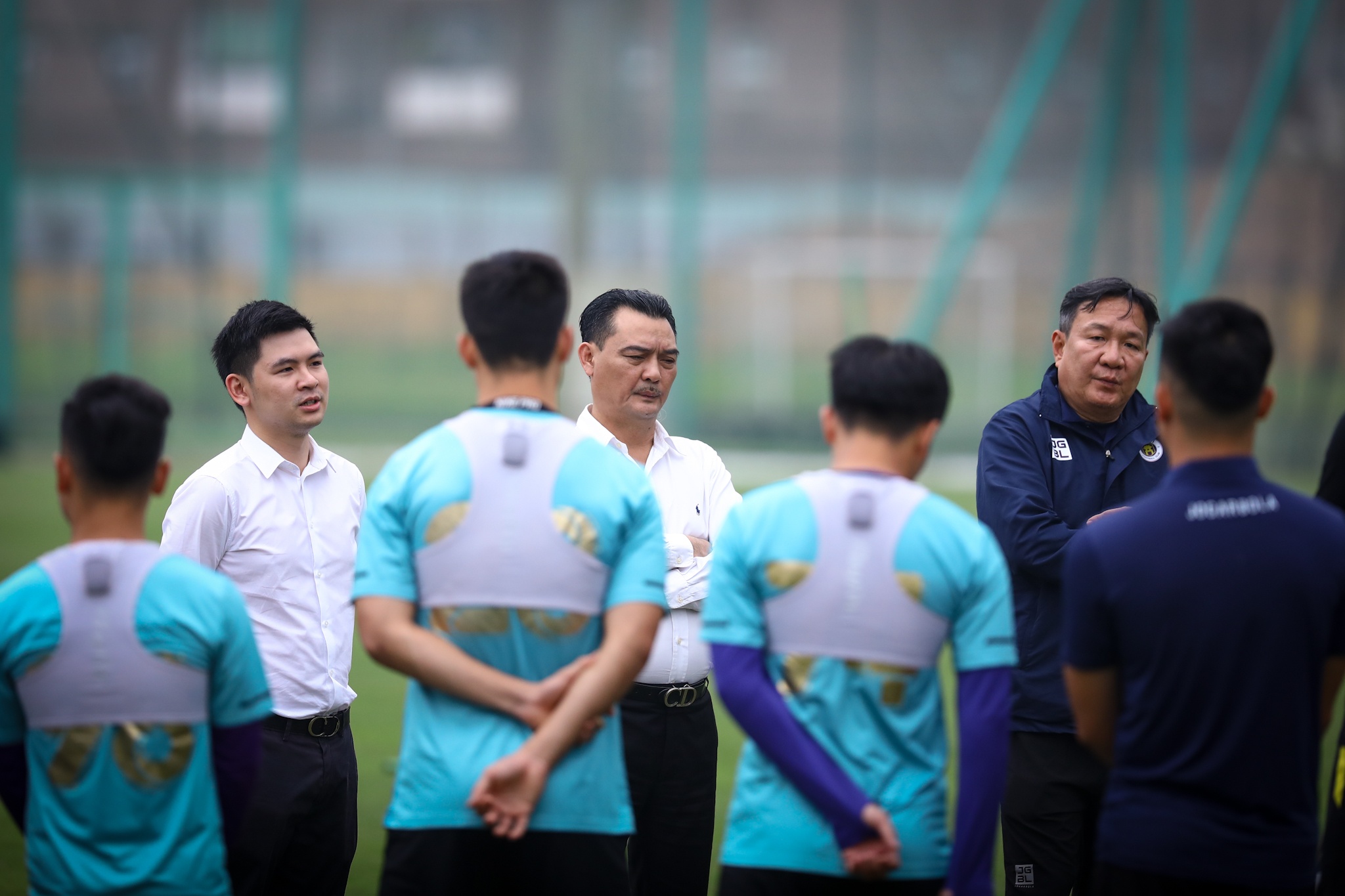 Van Quyet Bau Hien anh 1