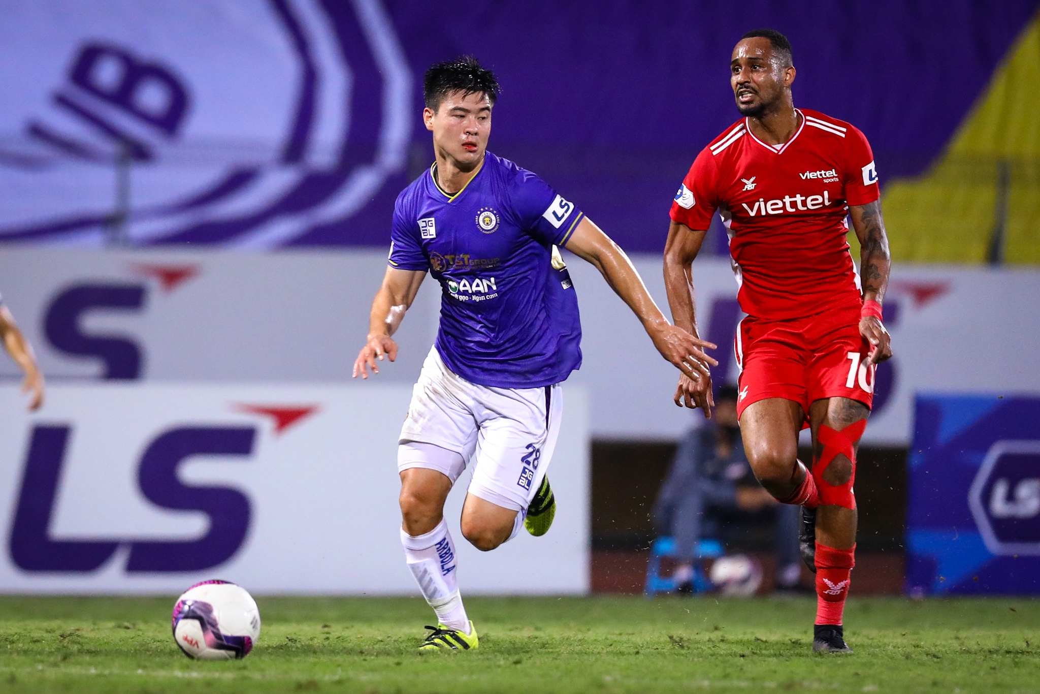 Duy Manh Tuyen Viet Nam do mau anh 4