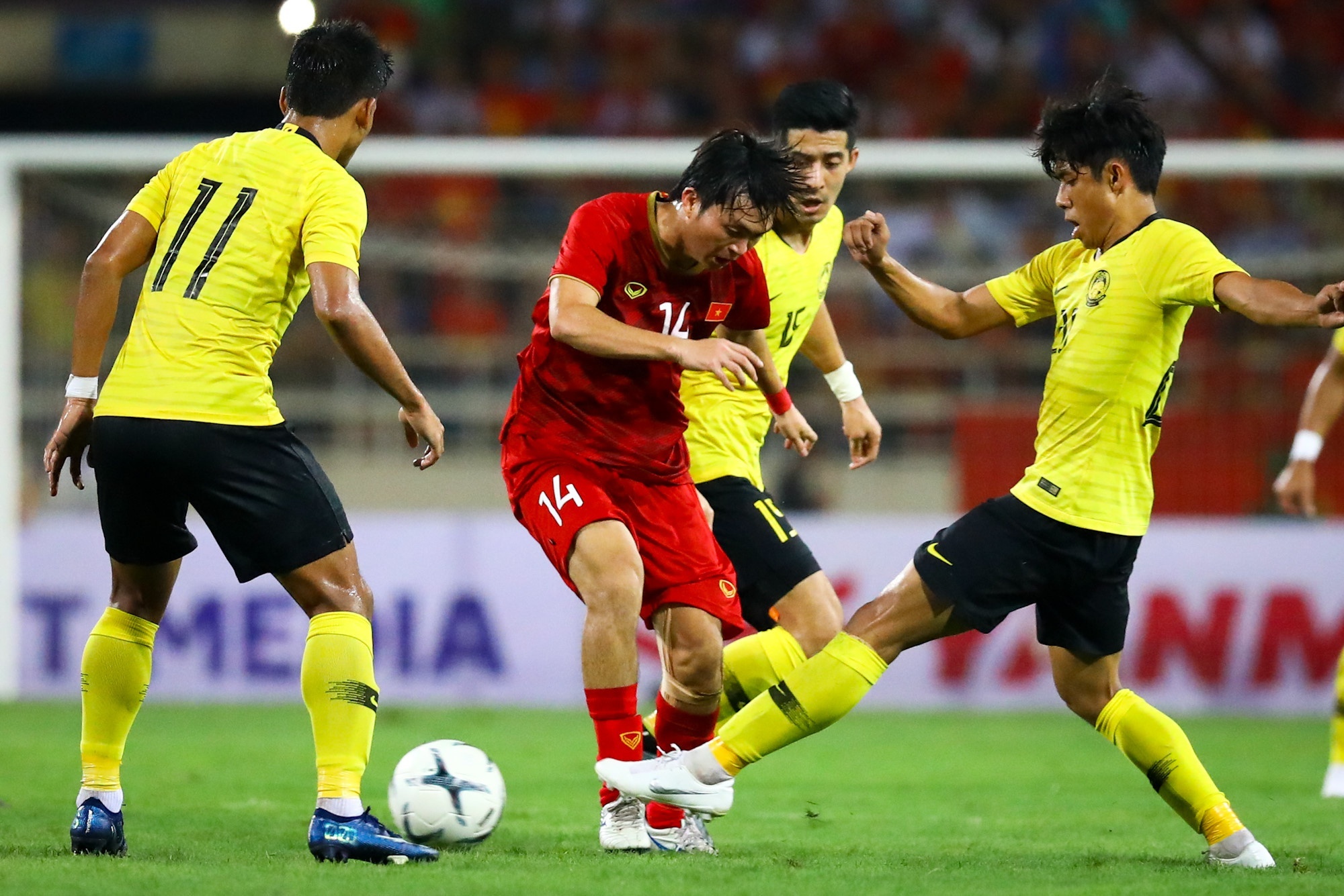 Tuyen Viet Nam HAGL CLB Ha Noi anh 6