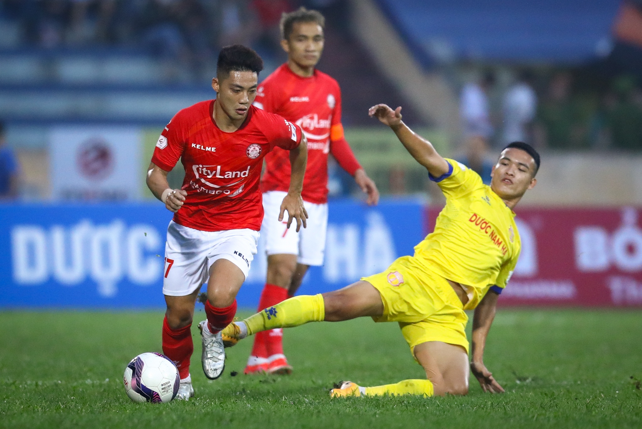 Ti Phong Lee Nguyen CLB TP.HCM anh 1