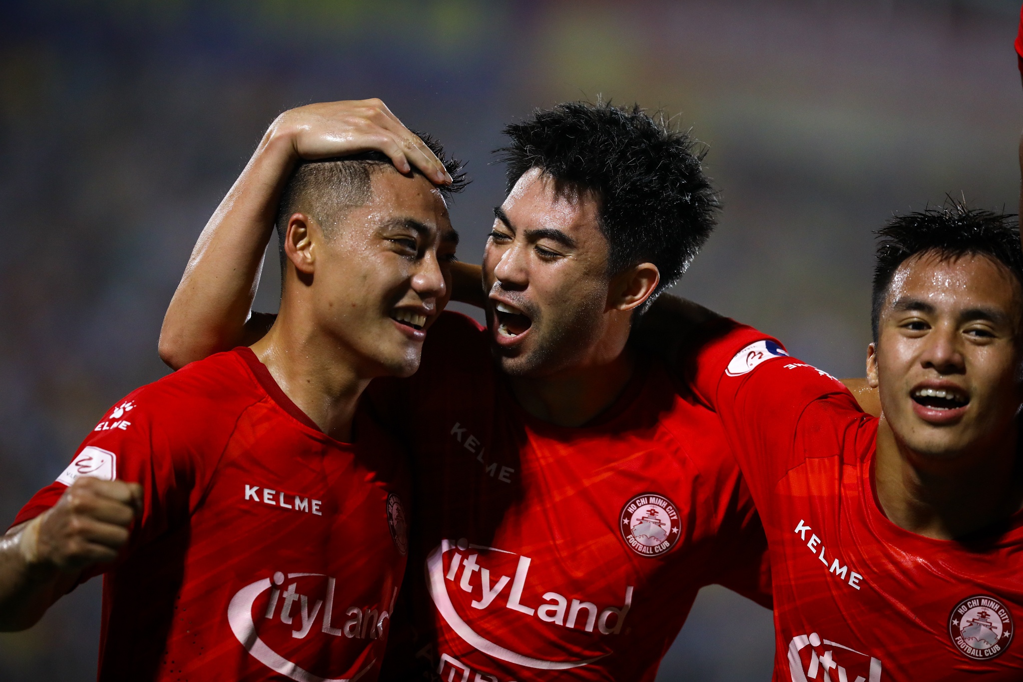 Ti Phong Lee Nguyen CLB TP.HCM anh 4