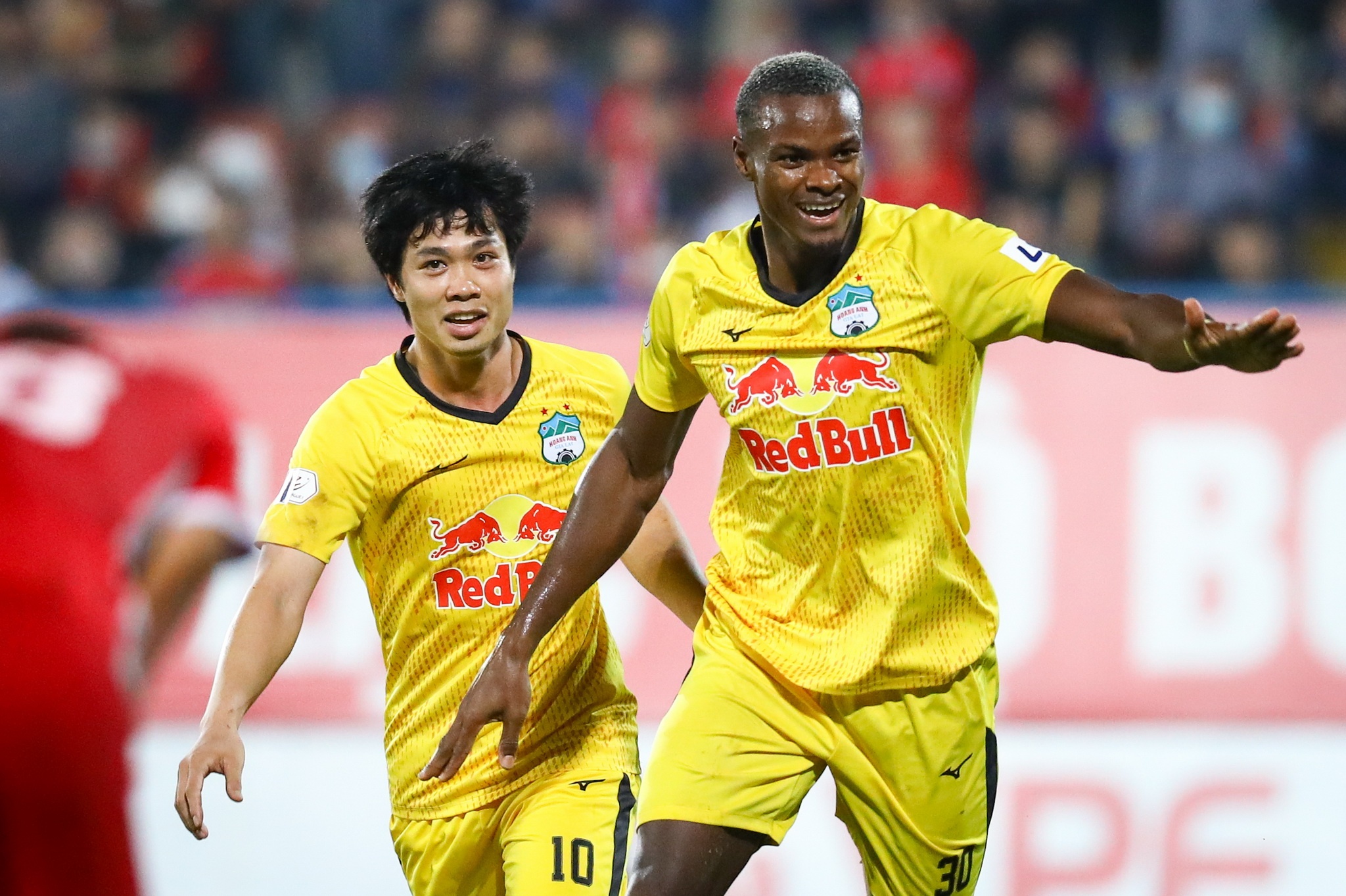 HAGL Cong Phuong anh 1