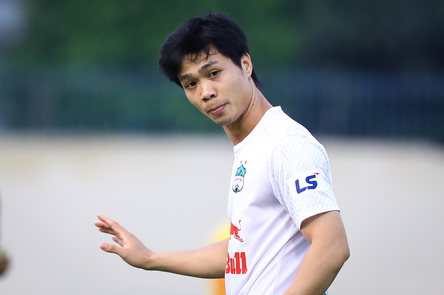 HAGL Cong Phuong Nam Dinh anh 3