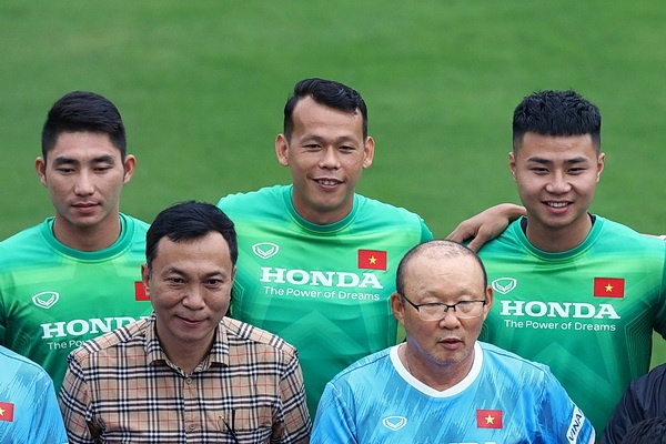 Nghich ly thu mon tuyen Viet Nam hinh anh