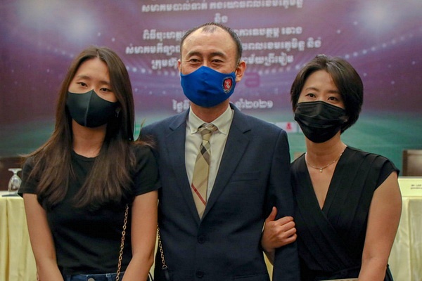 Cuu HLV HAGL tim duoc viec moi tai Campuchia hinh anh