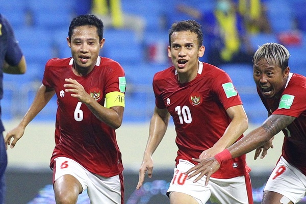 Vi sao Thai Lan bat luc truoc Indonesia? hinh anh