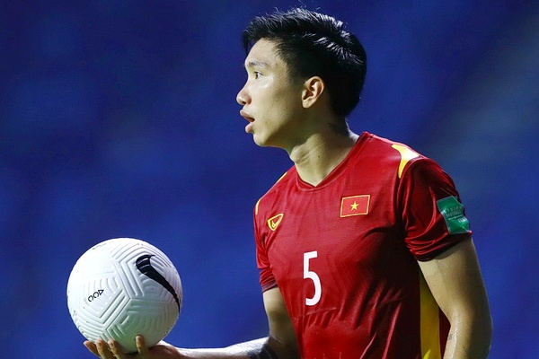 Phut so hai voi Doan Van Hau hinh anh