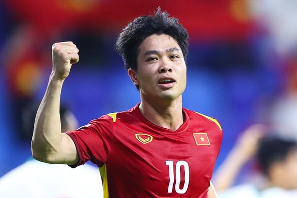 Viet Nam vs UAE - da de biet tam voc o dau hinh anh