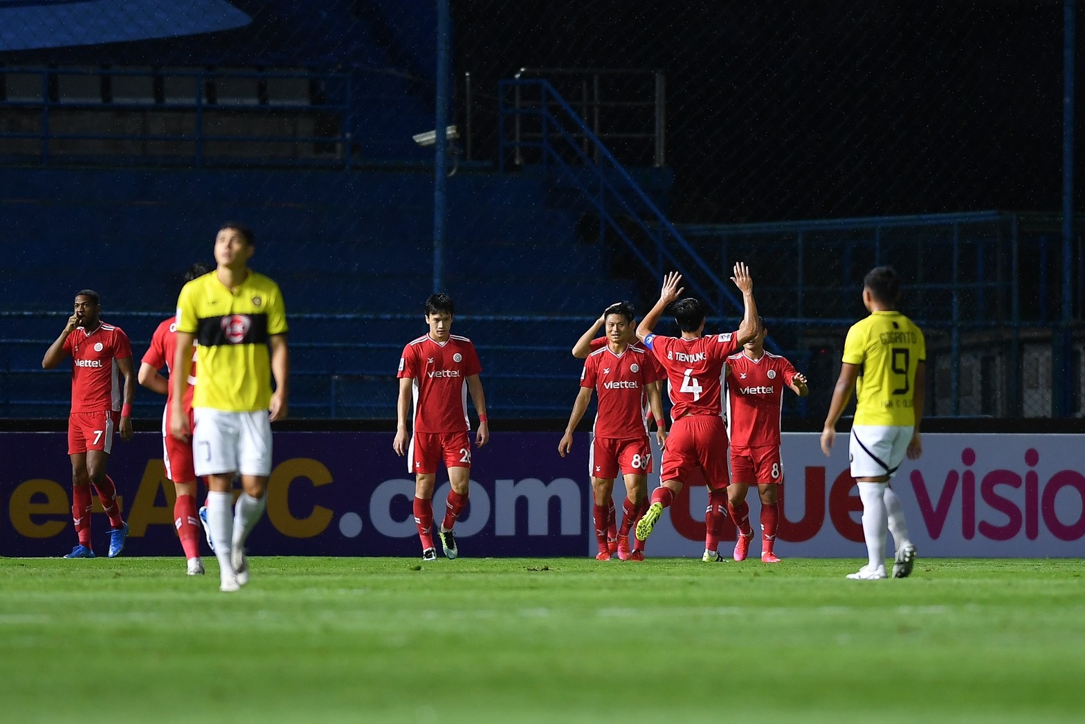 Tuyen Viet Nam Champions League Vong loai World Cup anh 4