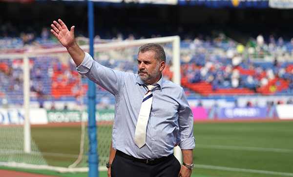 Theerathon Bunmathan Thai Lan Viet Nam anh 2