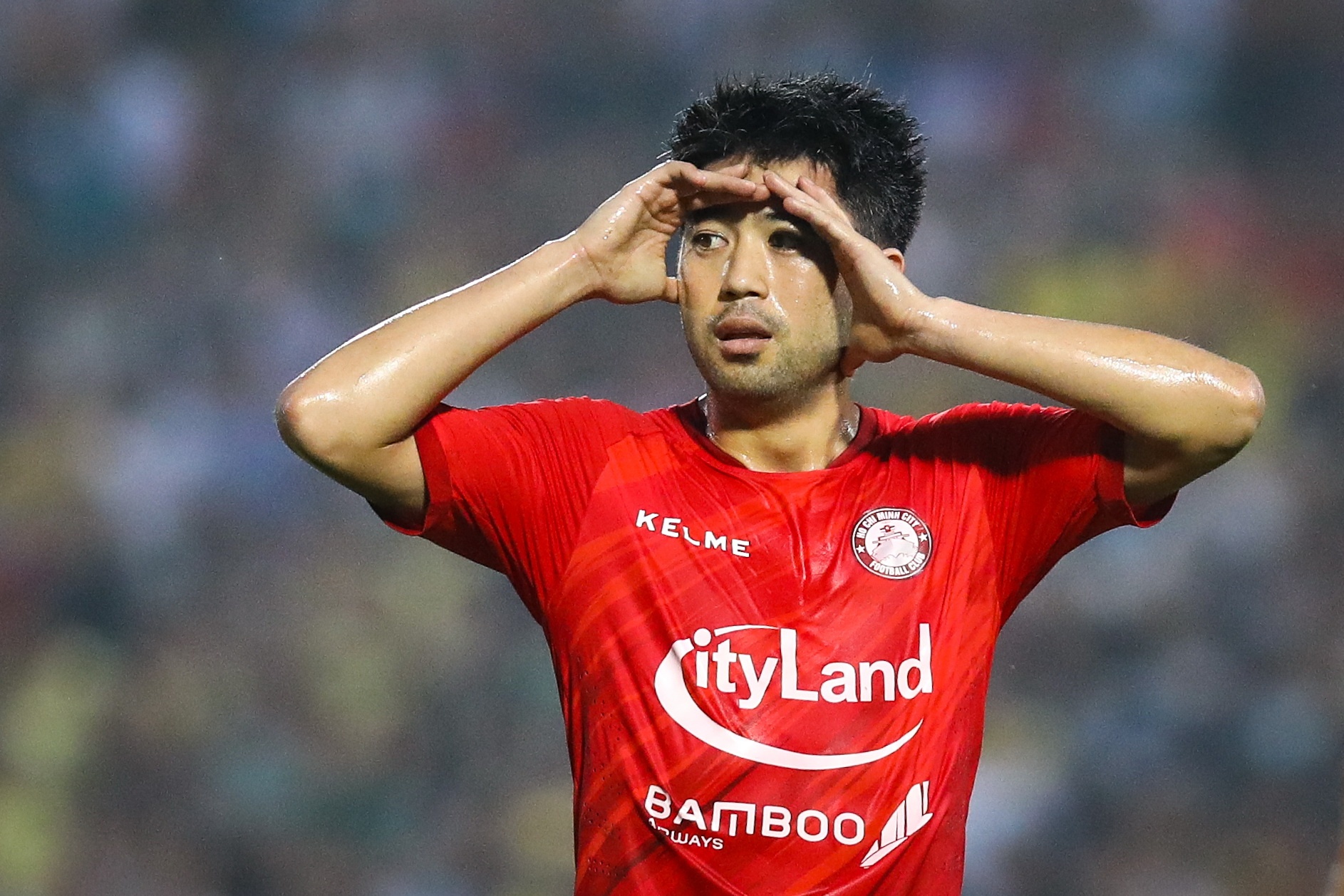 Chay mau ngoai binh V.League hoan anh 1