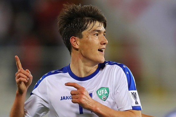 Sao Roma khong cuu duoc Uzbekistan tai vong loai World Cup chau A hinh anh