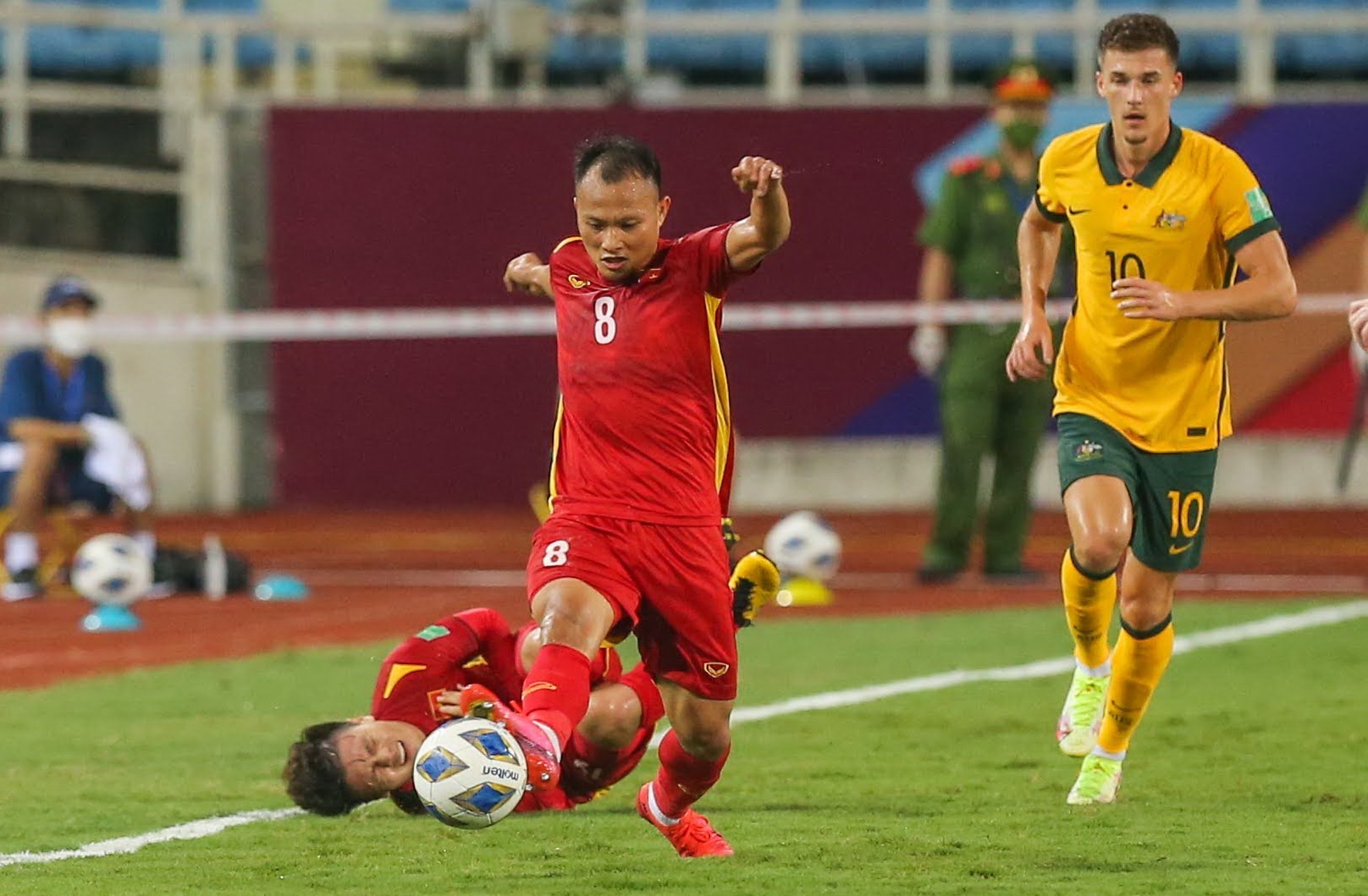 Tuyen Viet Nam Australia Vong loai World Cup anh 8