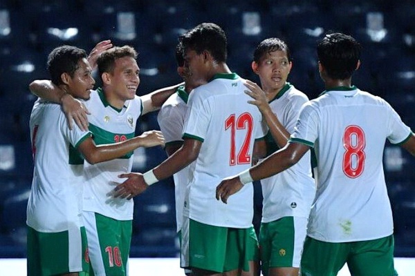 Tuyen Indonesia de bep Dai Loan o vong loai Asian Cup hinh anh